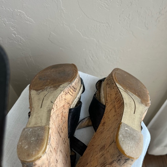 Black leather wedges -size 8 -4 inch heel. Super comfy. - Picture 4 of 4